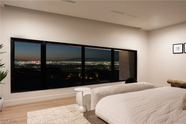 $9,300,000 | 8 Chisel Crest Court, Henderson, NV 89012