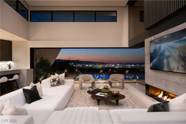 $9,300,000 | 8 Chisel Crest Court, Henderson, NV 89012