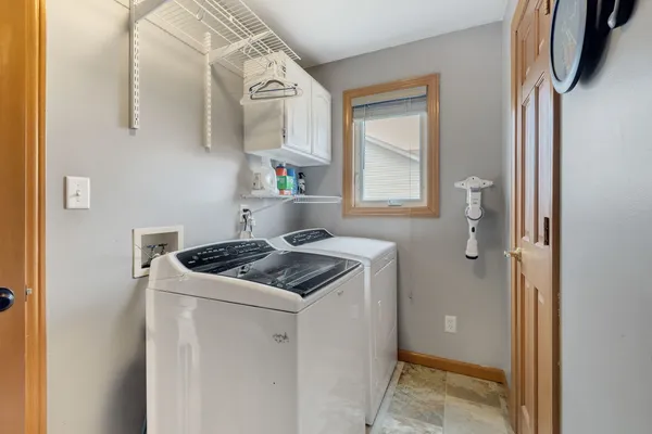 $375,000 | 125 North Hamilton Drive, Grant Park, IL 60940