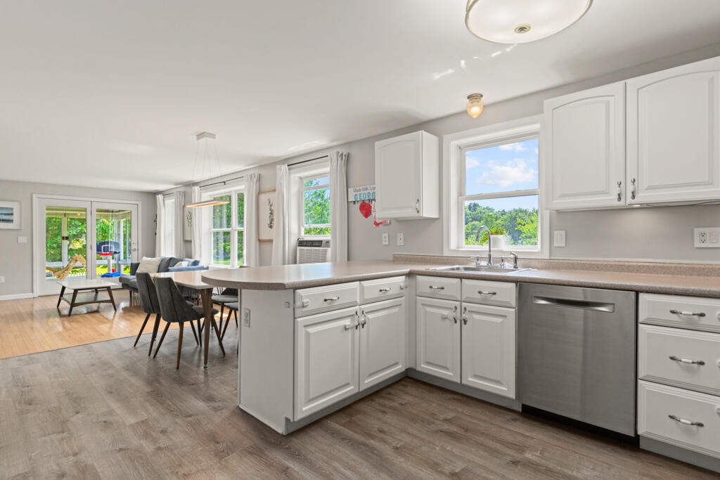 16 Beech Ridge Road Scarborough, ME 04074 - Photo 16 of 45 DSC06385
