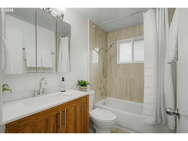 $639,000 | 2913-2915 Southeast 19th Avenue, Portland, OR 97202