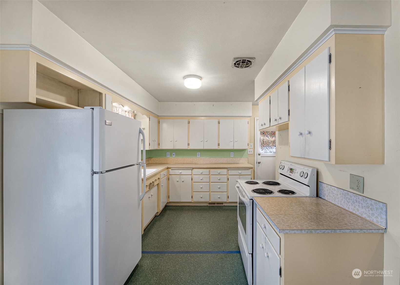 3040 Tulip Road Bellingham, WA 98225 - Photo 12 of 40 Gallery Image 12