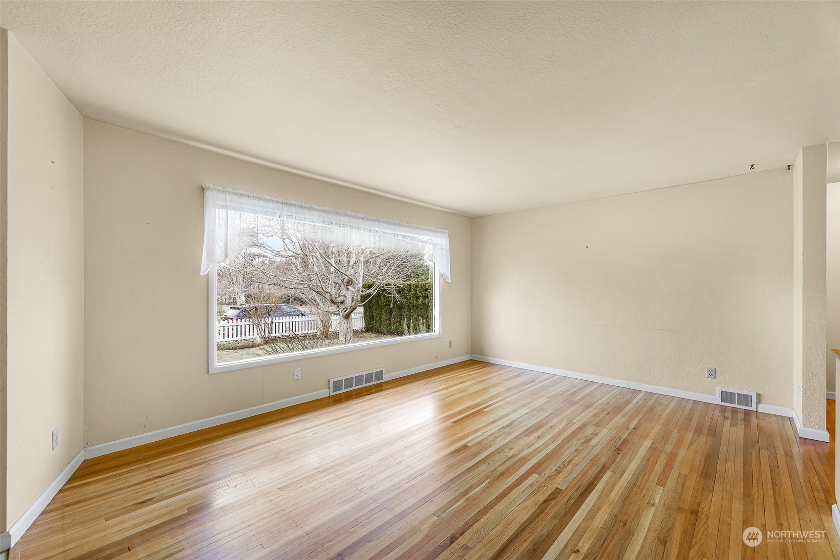 3040 Tulip Road Bellingham, WA 98225 - Photo 6 of 40 Gallery Image 6