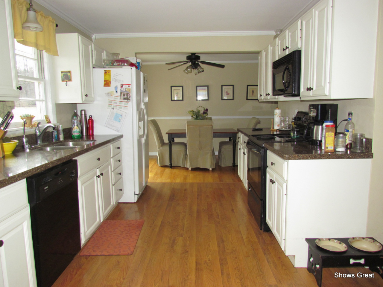 3184 Lees Gap Road Fincastle, VA 24090 - Photo 42 of 43 Kitchen and Breakfast Area