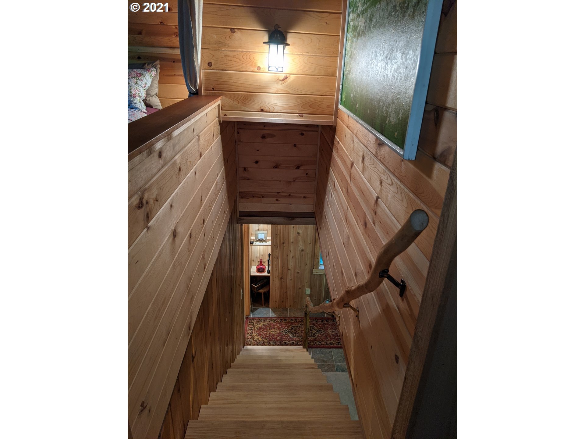 30352 East Road 12 Rhododendron, OR 97049 - Photo 19 of 31 Gallery Image 19