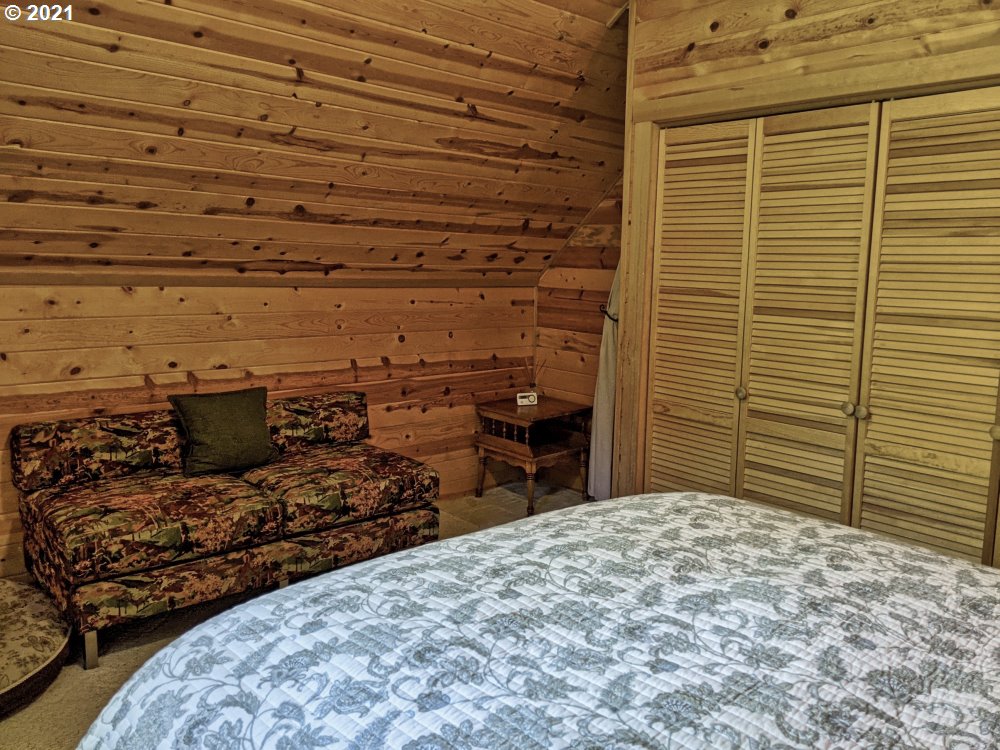 30352 East Road 12 Rhododendron, OR 97049 - Photo 22 of 31 Gallery Image 22