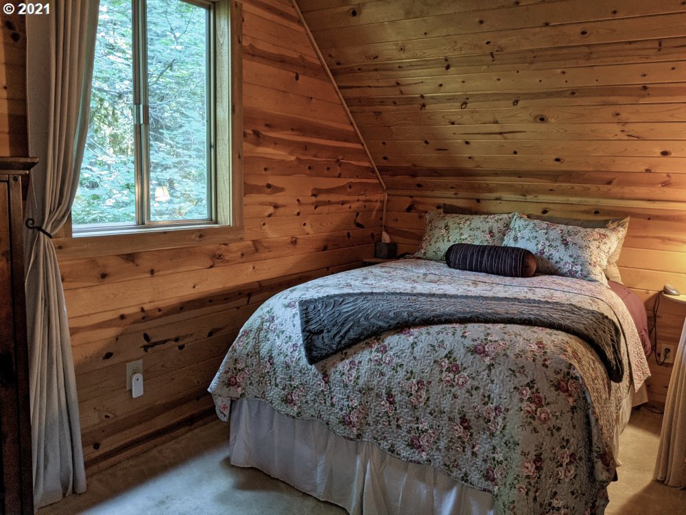 30352 East Road 12 Rhododendron, OR 97049 - Photo 23 of 31 Gallery Image 23