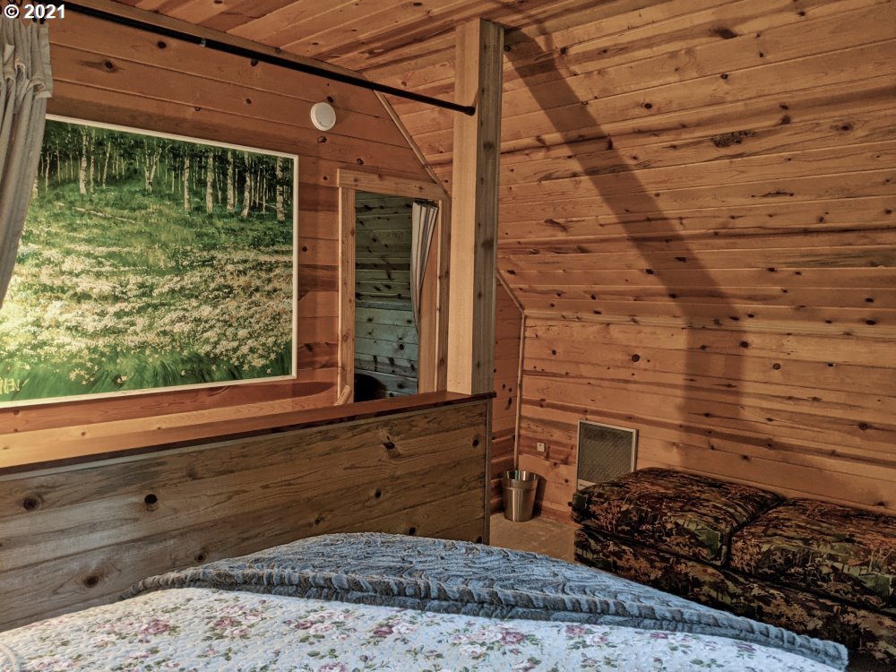 30352 East Road 12 Rhododendron, OR 97049 - Photo 24 of 31 Gallery Image 24