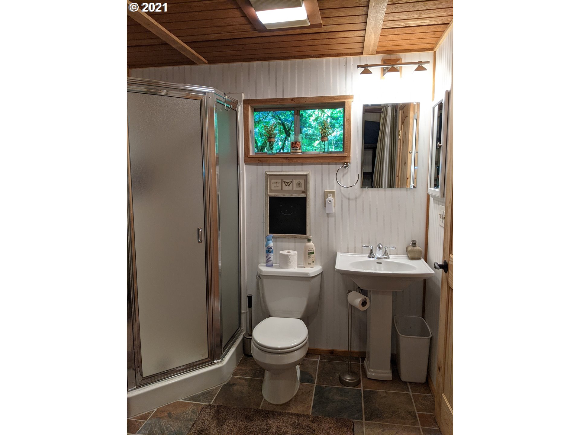 30352 East Road 12 Rhododendron, OR 97049 - Photo 25 of 31 Gallery Image 25