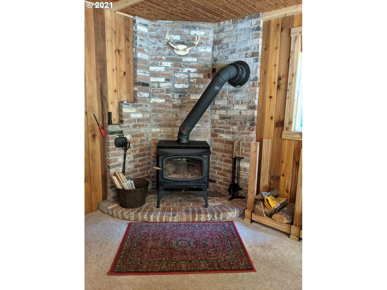 30352 East Road 12 Rhododendron, OR 97049 - Photo 10 of 31 Gallery Image 10