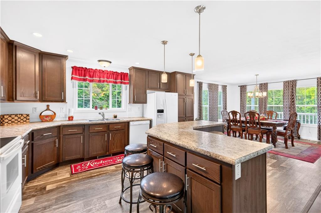 100 Linden Monongahela, PA 15063 - Photo 34 of 41 Absolute MOVE-IN Condition!