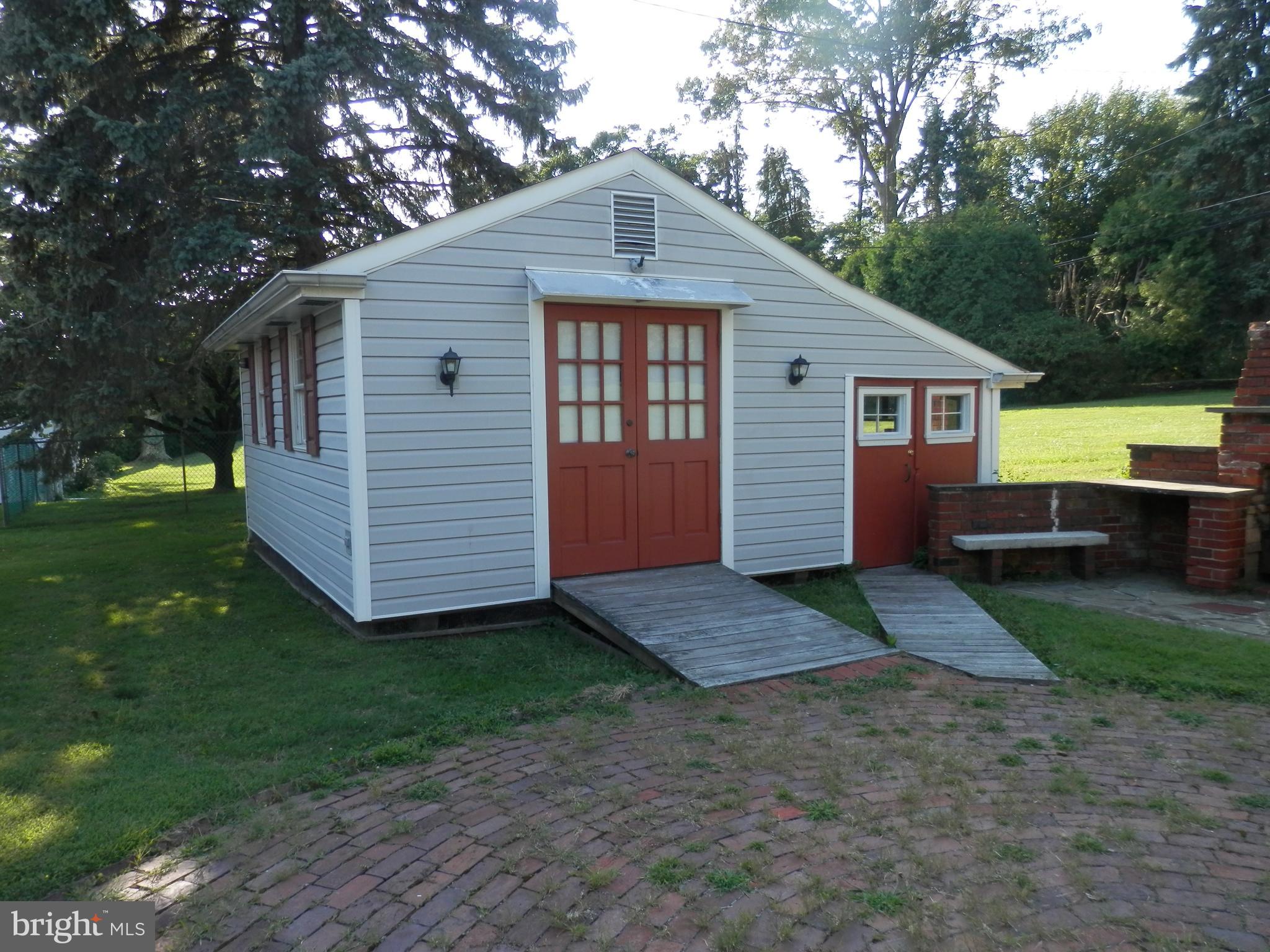 3505 Tyson Road Newtown Square, PA 19073 - Photo 9 of 31