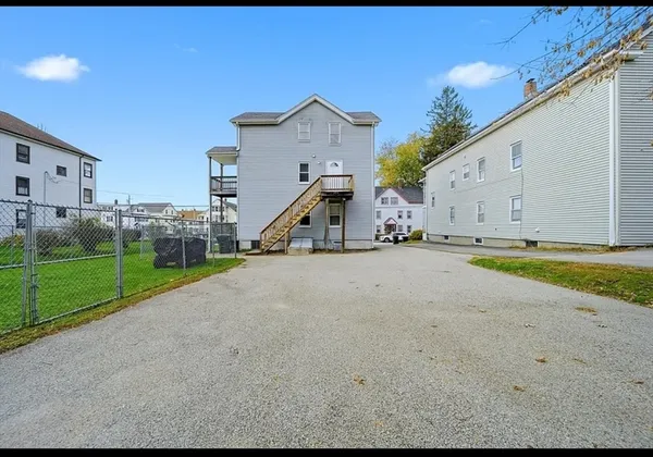 $1,850 | 31 Whitcomb Street, Unit 2, Webster, MA 01570