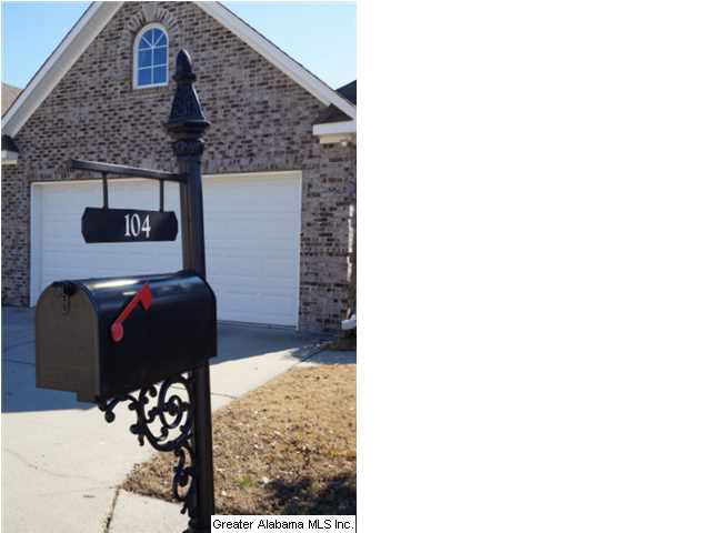 104 High Ridge Trace Pelham, AL 35124 - Photo 4 of 31 Gallery Image 4