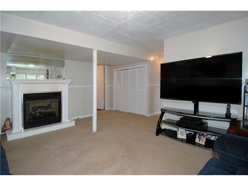 130 Easley Road Pittsburgh, PA 15237 - Photo 17 of 22 Family Room. Bring your supersized flat screen TV and enjoy!