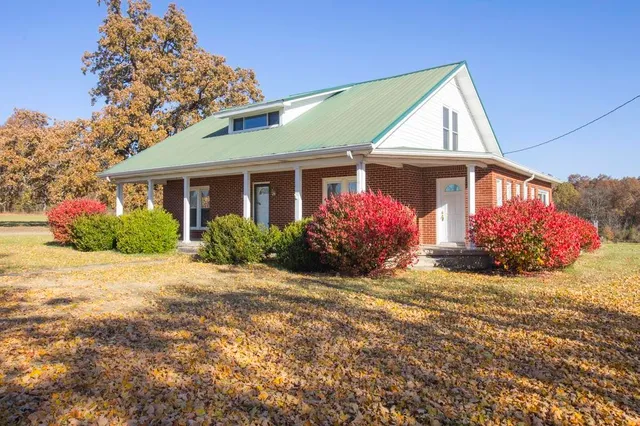 $510,000 | 620 Cook Road, Portland, TN 37148