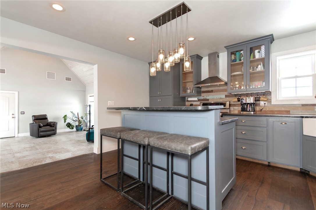 18919 Ravenna Road Chagrin Falls, OH 44023 - Photo 11 of 48 Casual dining with room for 3 stools