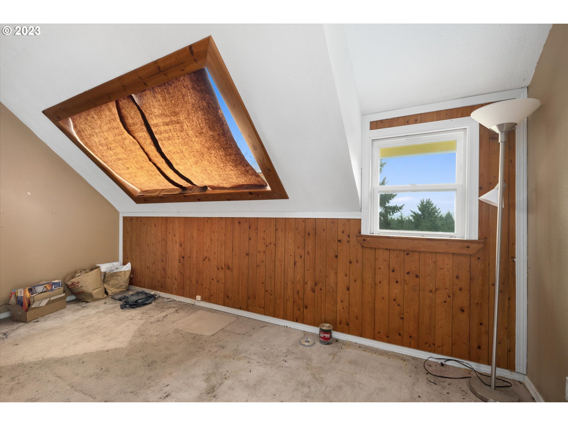 6160 Northwest Kiacut Road Gaston, OR 97119 - Photo 11 of 18 a view of an entryway