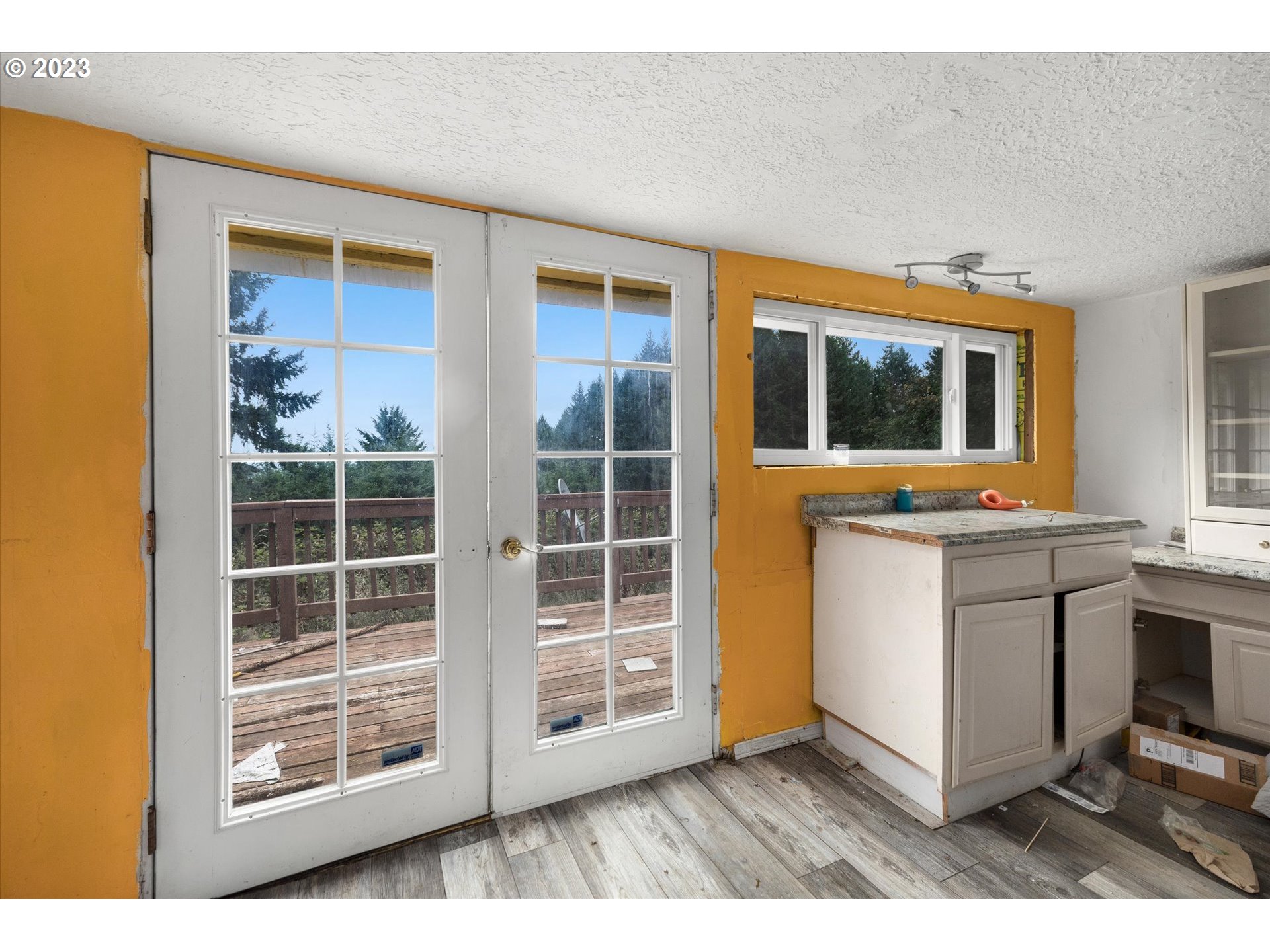 6160 Northwest Kiacut Road Gaston, OR 97119 - Photo 9 of 18 a view interior of the house and window