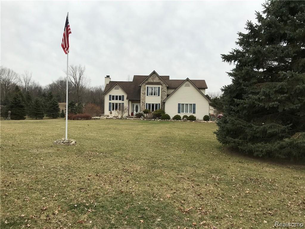 2554 Crooked Lake Rd