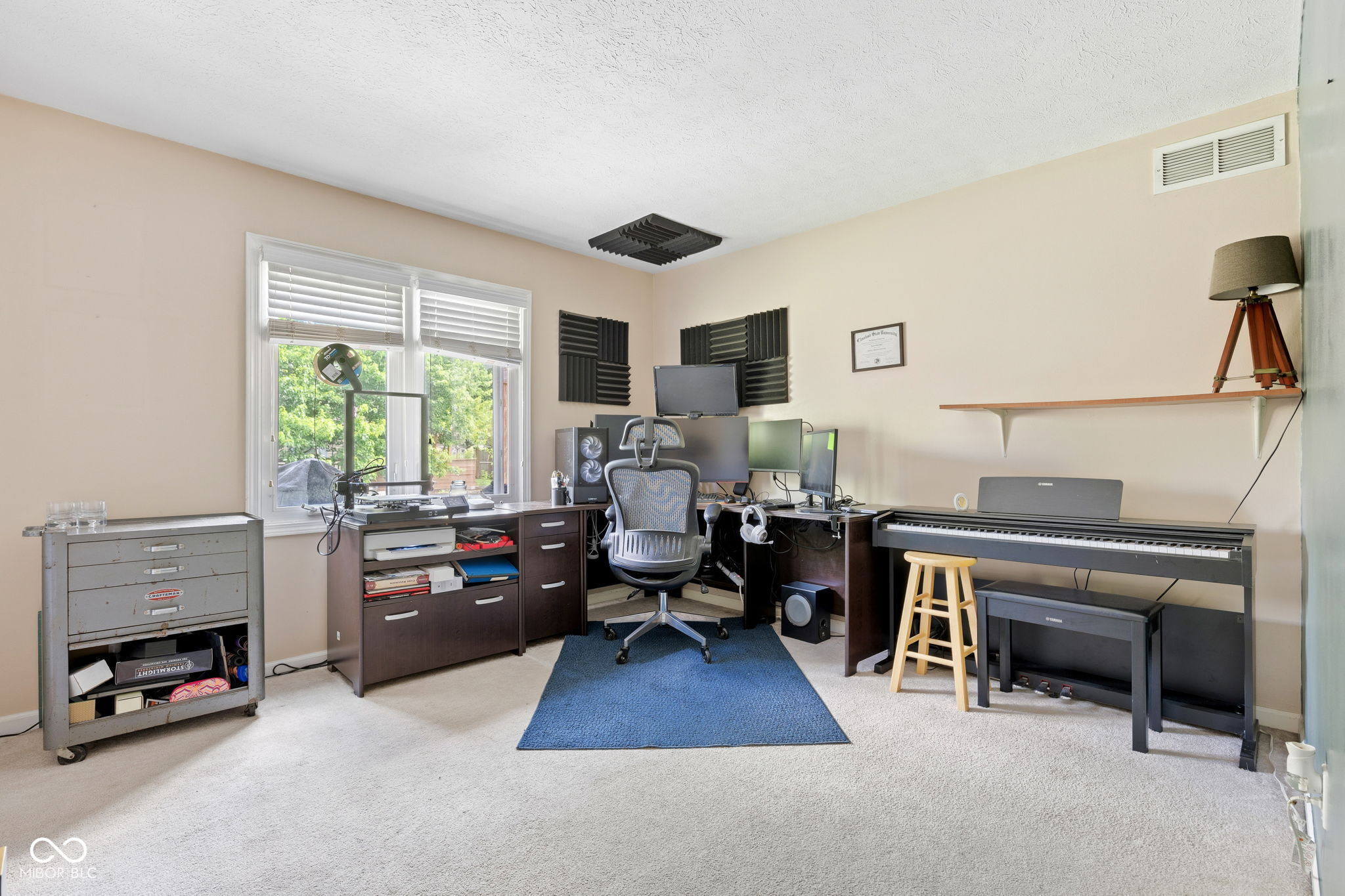 7814 Hampton Place Fishers, IN 46038 - Photo 19 of 38