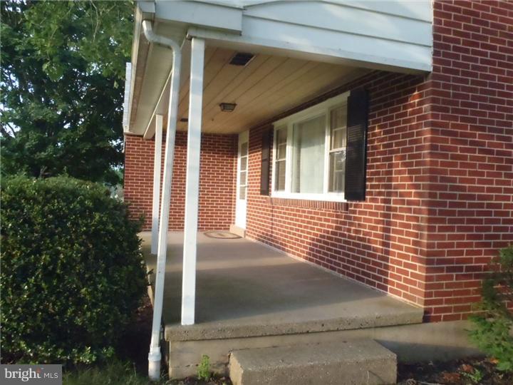 119 Township Line Road Line Lexington, PA 18932 - Photo 17 of 25 Porch