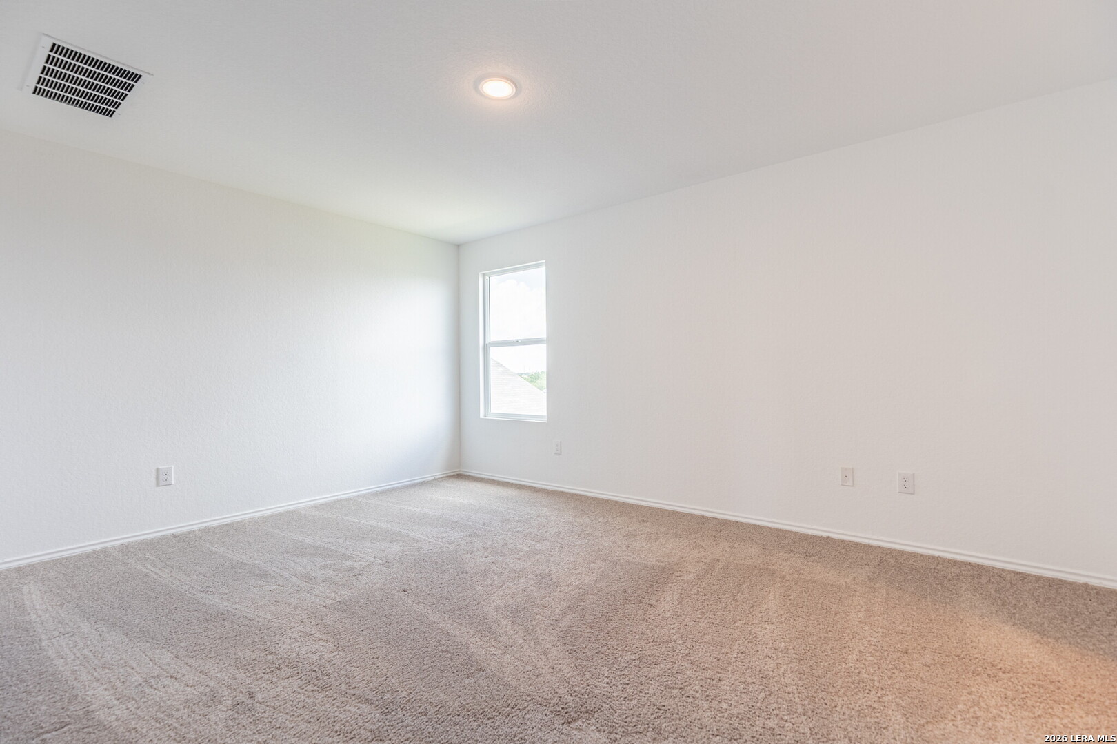 6941 Dorato Ridge Elmendorf, TX 78112 - Photo 18 of 35