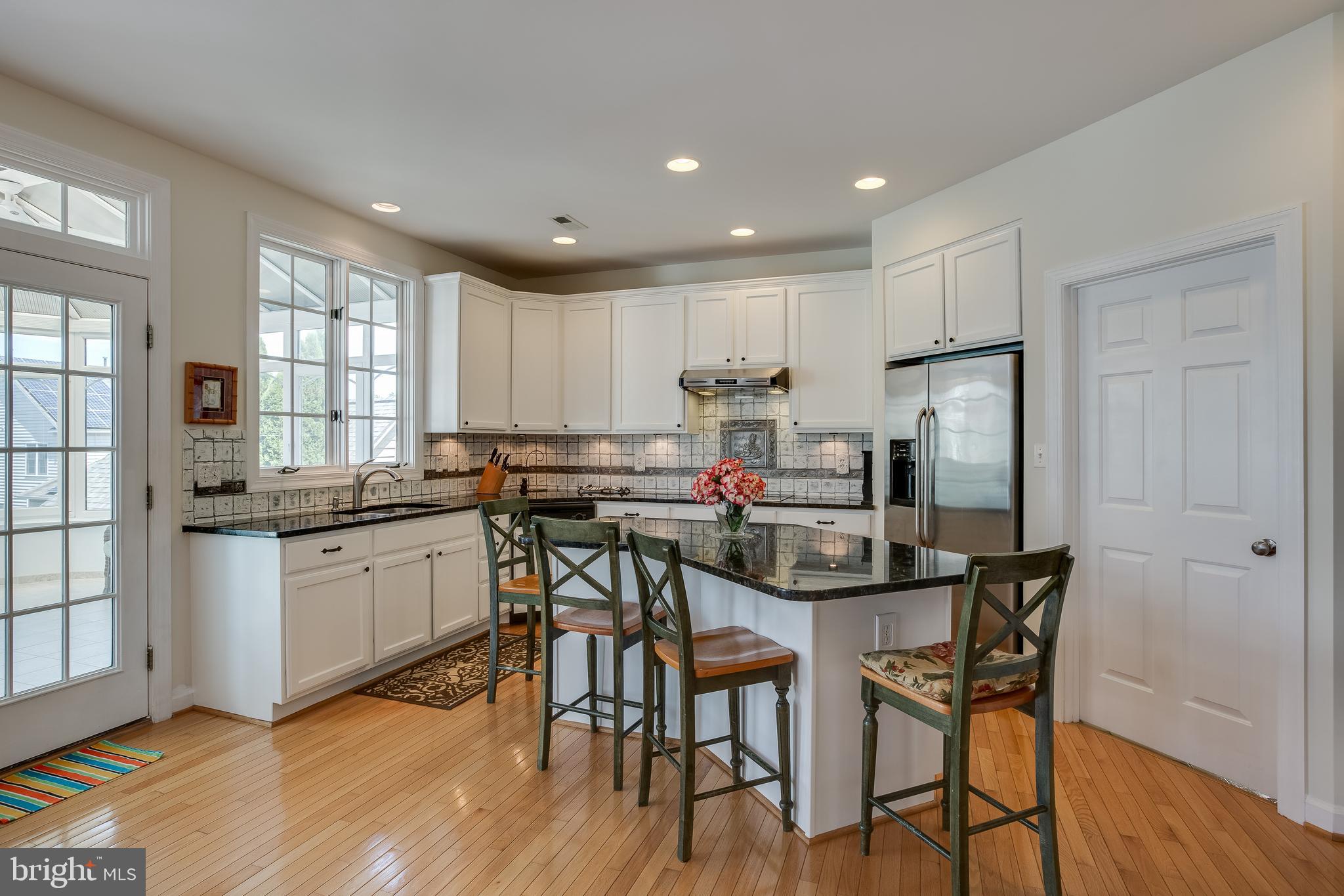 618 Linslade Street Gaithersburg, MD 20878 - Photo 11 of 48 Kitchen