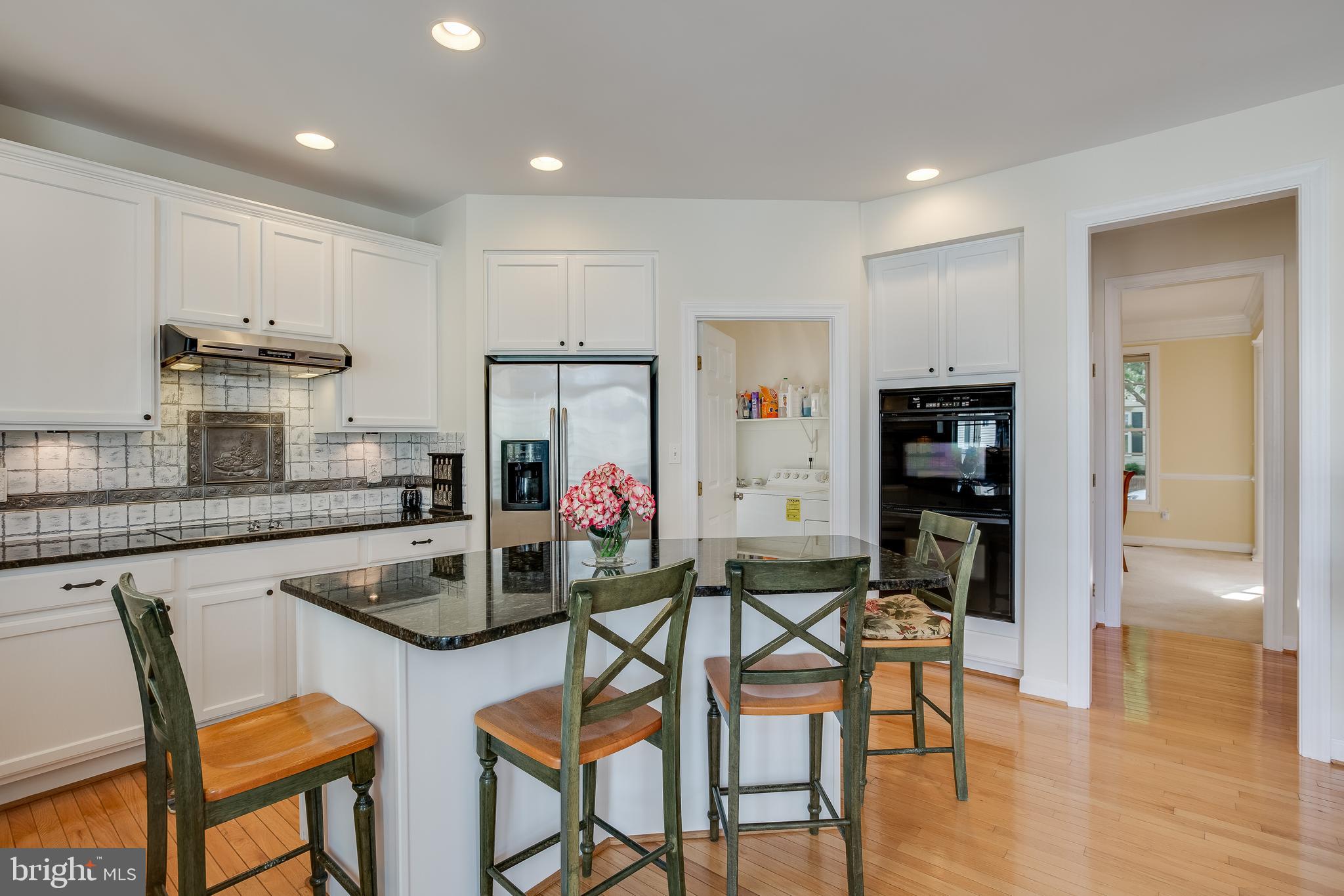 618 Linslade Street Gaithersburg, MD 20878 - Photo 12 of 48 Kitchen