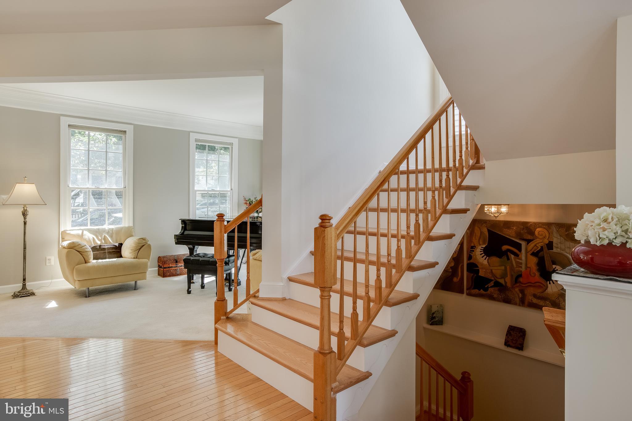 618 Linslade Street Gaithersburg, MD 20878 - Photo 20 of 48 New Hardwood Stairs