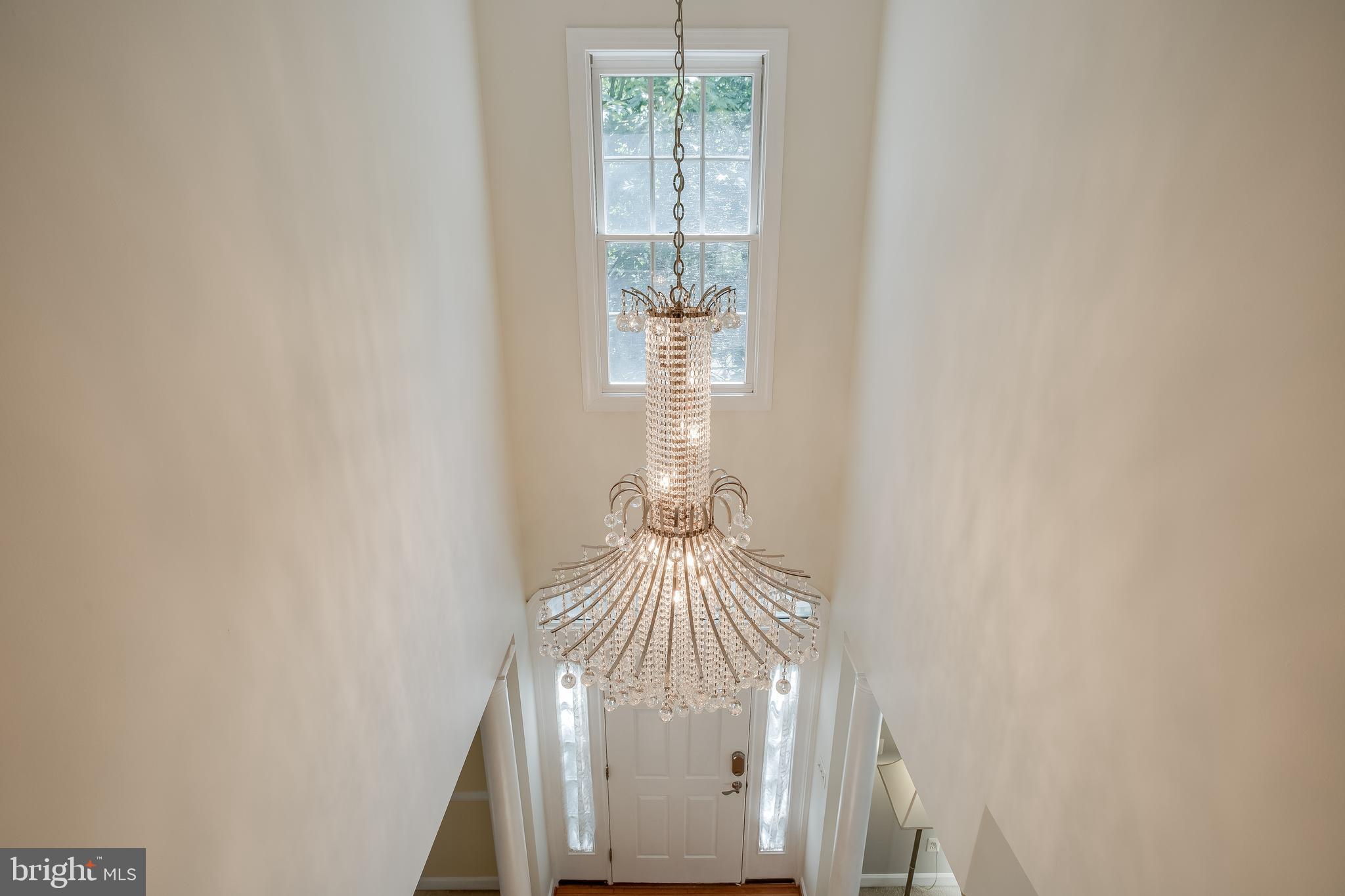 618 Linslade Street Gaithersburg, MD 20878 - Photo 26 of 48 Two Story Foyer