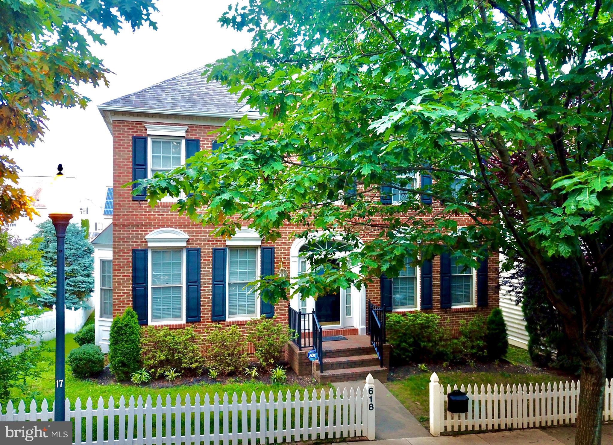 618 Linslade Street Gaithersburg, MD 20878 - Photo 4 of 48 Drone Shot Front Exterior