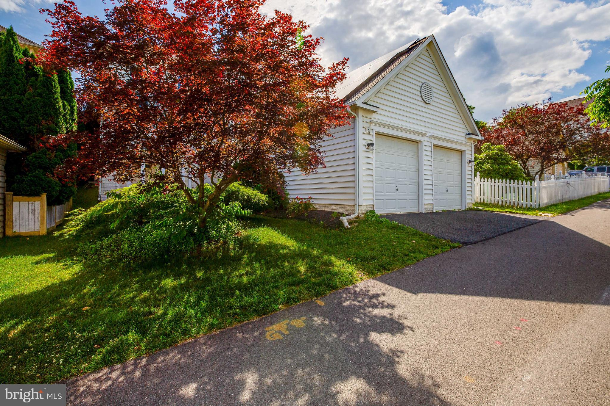 618 Linslade Street Gaithersburg, MD 20878 - Photo 38 of 48 Detached Garage