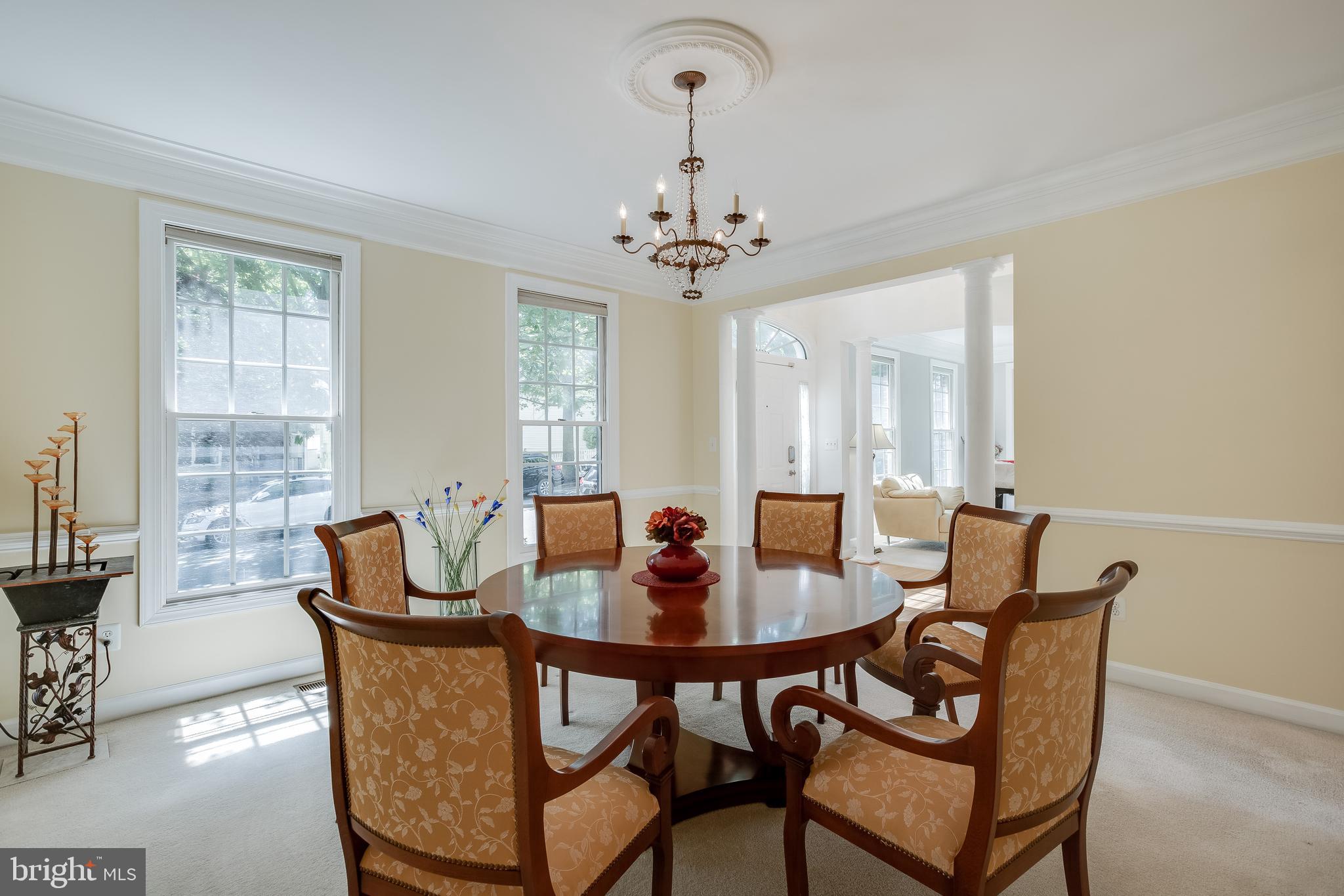 618 Linslade Street Gaithersburg, MD 20878 - Photo 9 of 48 Dining Room