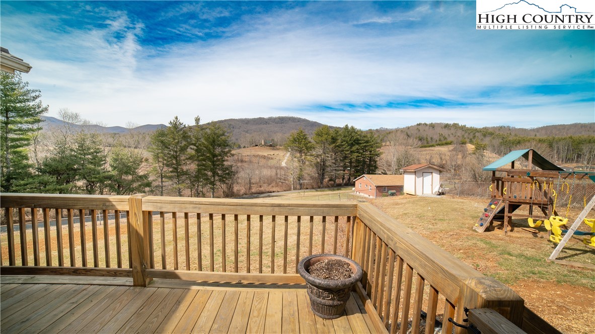139 Carpenter Road Newland, NC 28657 - Photo 29 of 44 Gallery Image 29