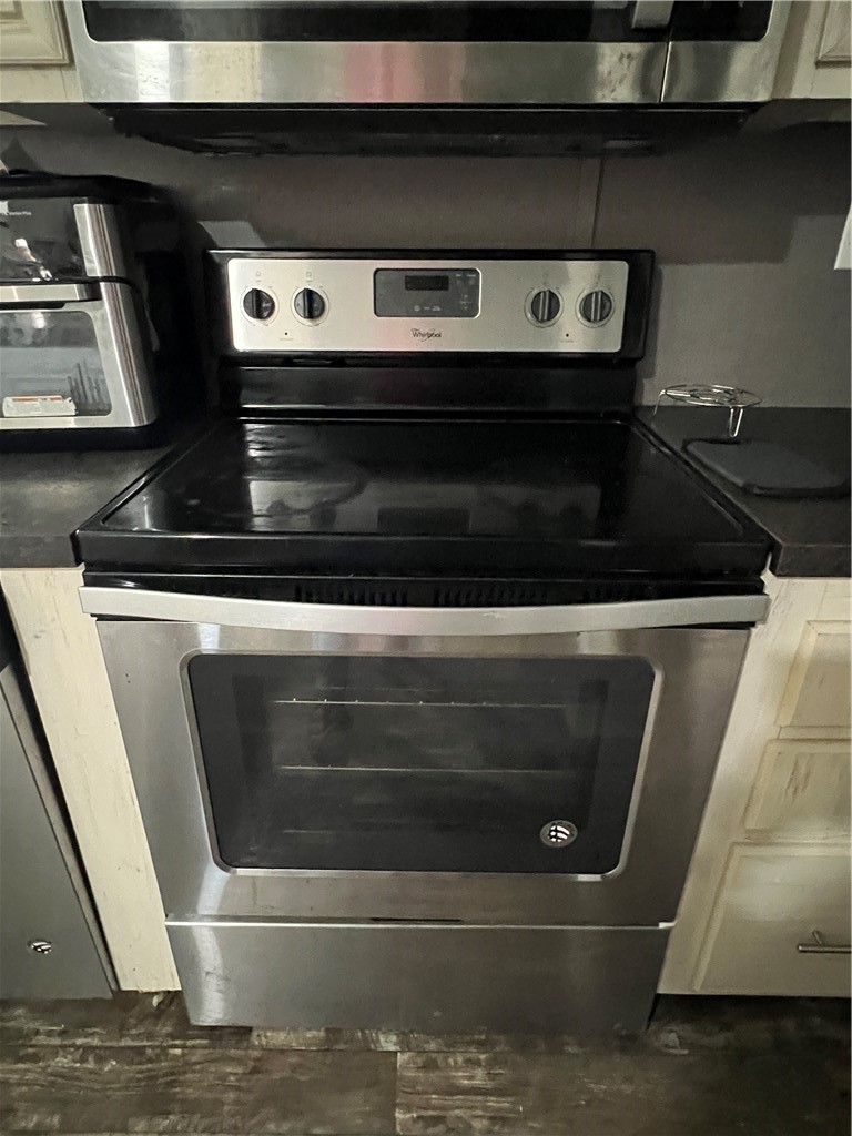 1903 1st Street Bayside, TX 78340 - Photo 15 of 38 a close view of stove top oven