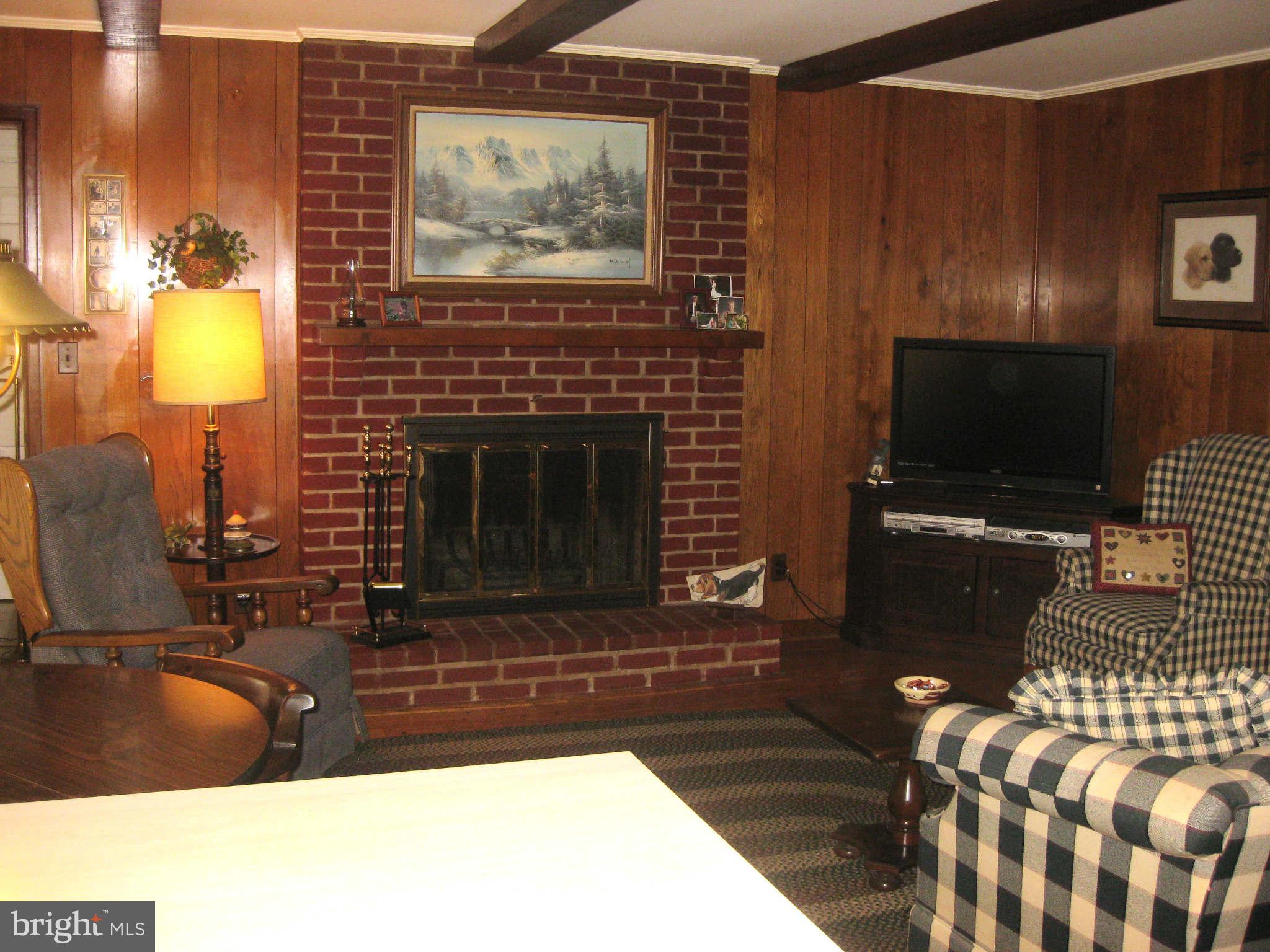 1406 Midmeadow Road Baltimore, MD 21286 - Photo 5 of 22 Family Room