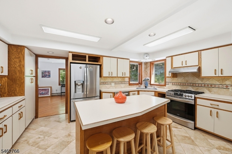 40 Norris Road Denville, NJ 07834 - Photo 18 of 48 Gallery Image 18