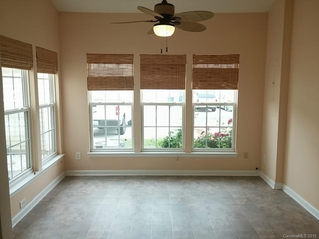 4938 Prosperity Ridge Road, Unit 198 Charlotte, NC 28269 - Photo 5 of 16 Gallery Image 5