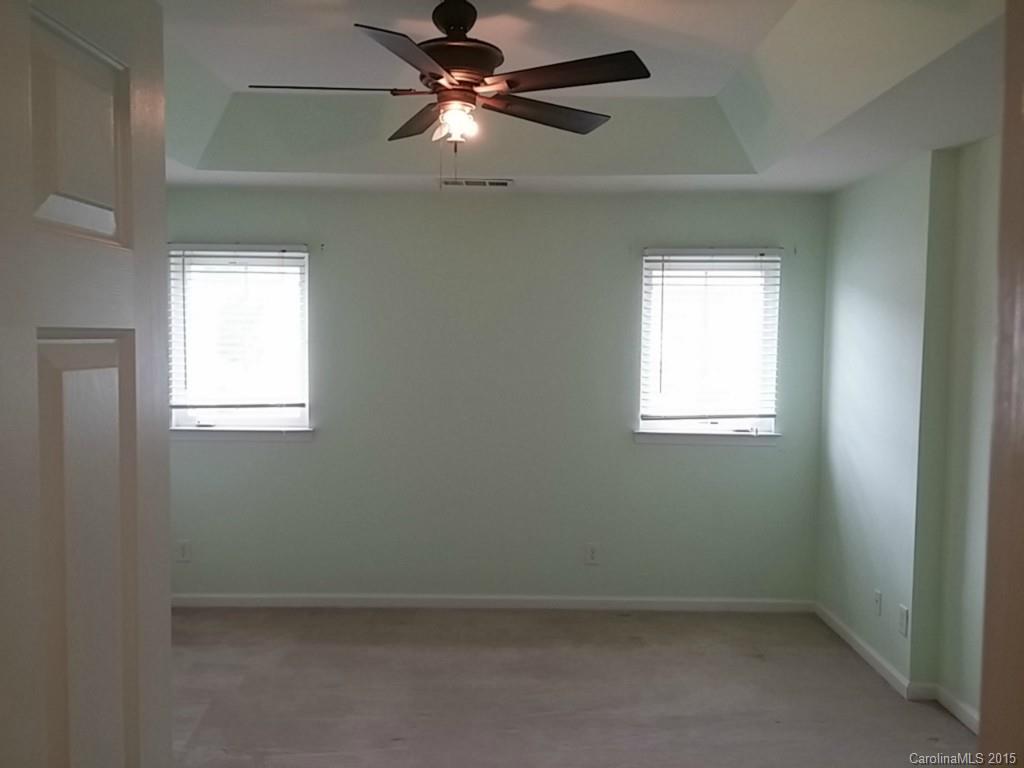 4938 Prosperity Ridge Road, Unit 198 Charlotte, NC 28269 - Photo 10 of 16 Gallery Image 10