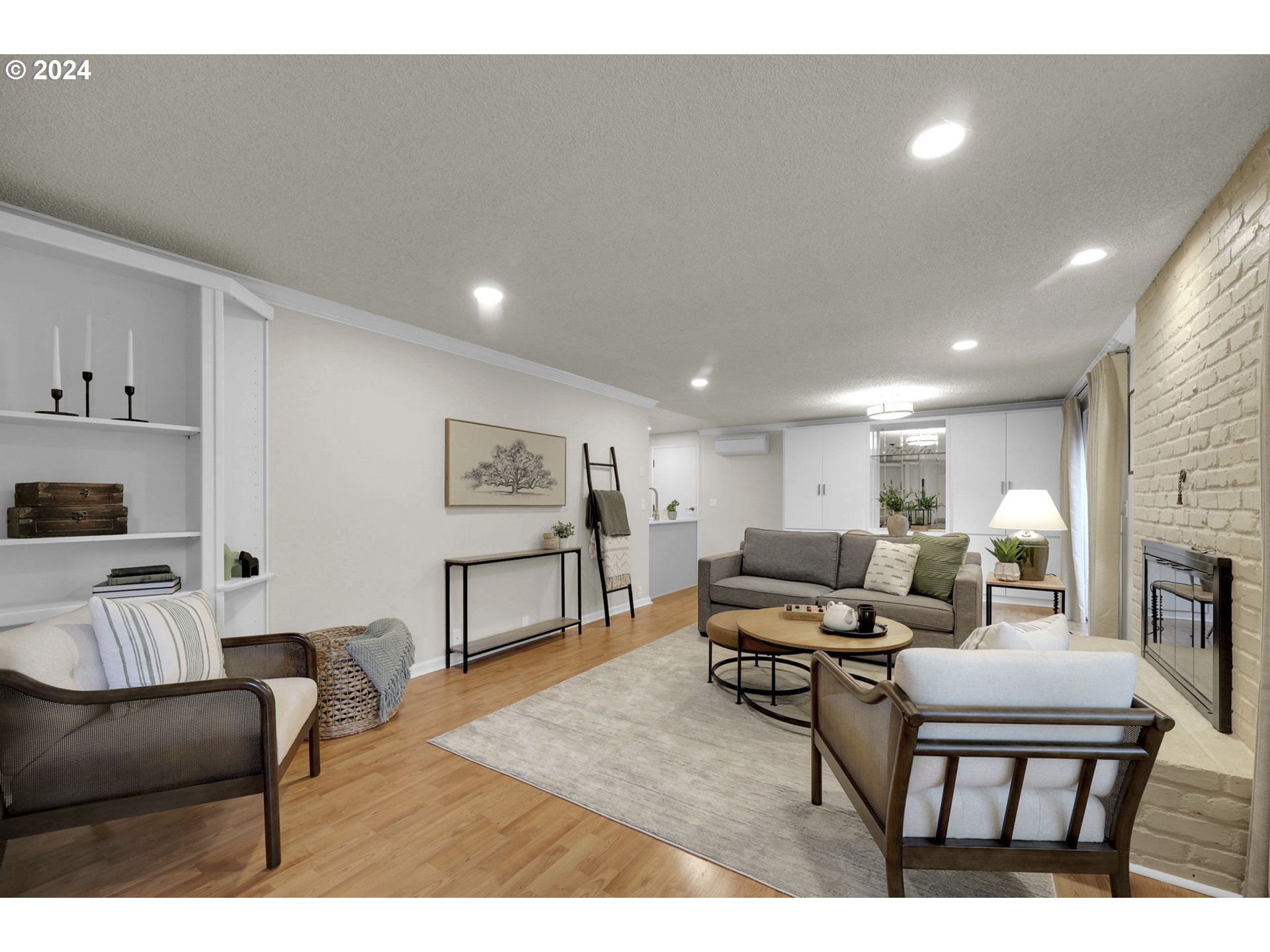100 Westbrook Way Eugene, OR 97405 - Photo 13 of 48 a living room with furniture and kitchen view