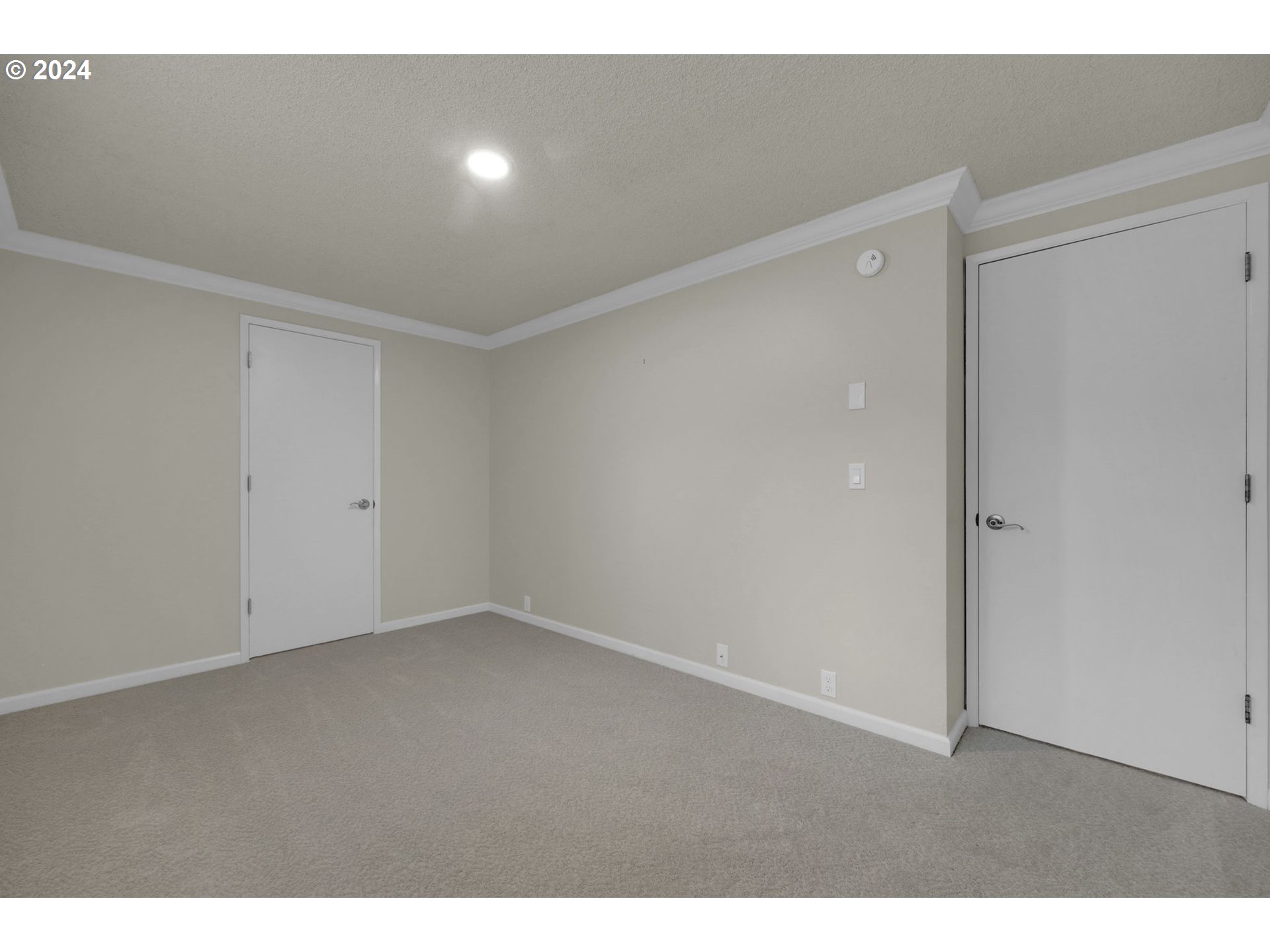 100 Westbrook Way Eugene, OR 97405 - Photo 29 of 48 a view of an empty room