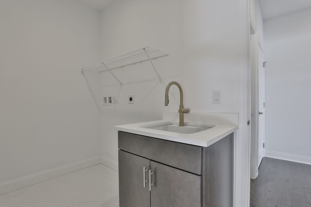 5 Cardinal Road, Unit 178 Methuen, MA 01844 - Photo 21 of 42 Gallery Image 21