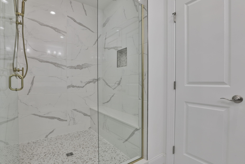 5 Cardinal Road, Unit 178 Methuen, MA 01844 - Photo 28 of 42 Gallery Image 28