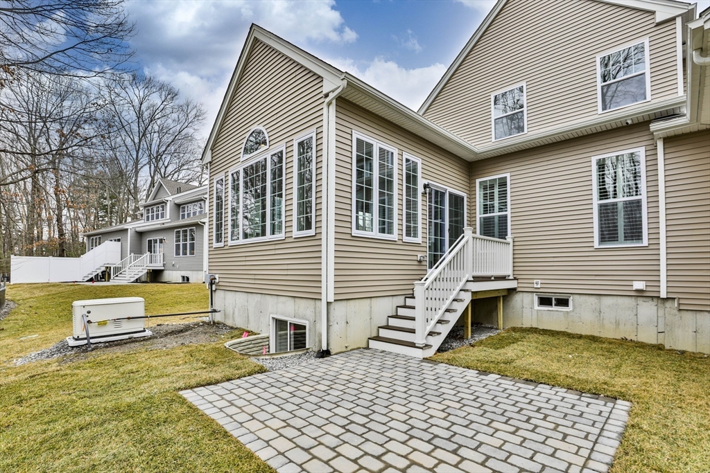 5 Cardinal Road, Unit 178 Methuen, MA 01844 - Photo 3 of 42 Gallery Image 3