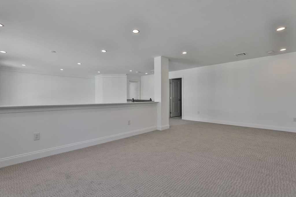 5 Cardinal Road, Unit 178 Methuen, MA 01844 - Photo 34 of 42 Gallery Image 34