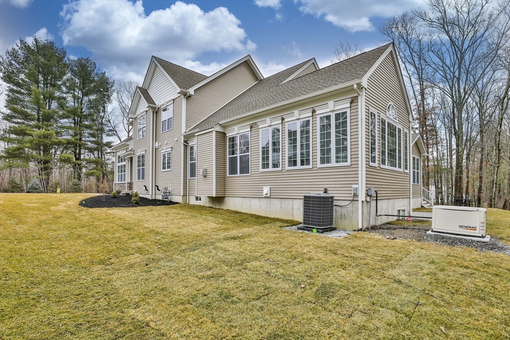 5 Cardinal Road, Unit 178 Methuen, MA 01844 - Photo 4 of 42 Gallery Image 4