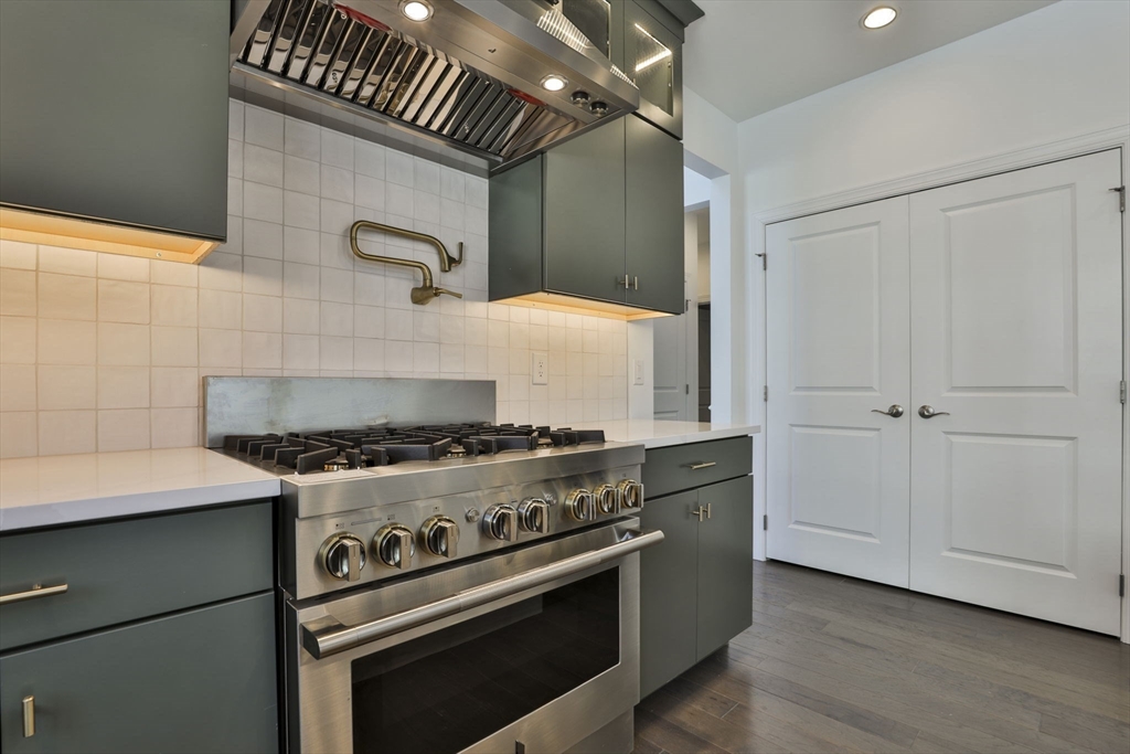 5 Cardinal Road, Unit 178 Methuen, MA 01844 - Photo 10 of 42 Gallery Image 10