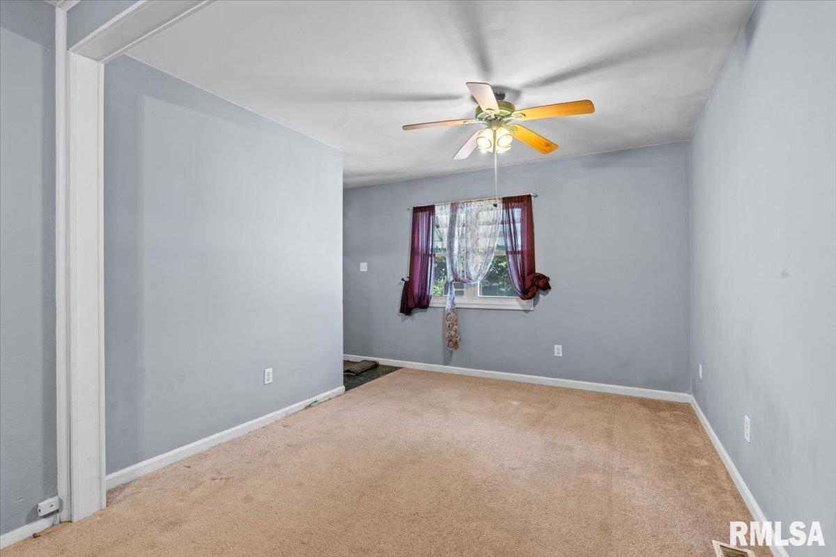 2035 South College Street Springfield, IL 62704 - Photo 16 of 31 Gallery Image 16