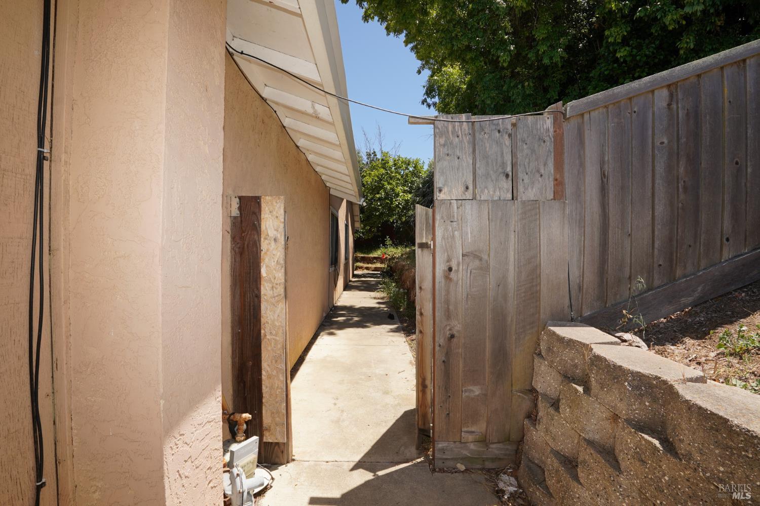 325 Jordan Street Vallejo, CA 94591 - Photo 32 of 41